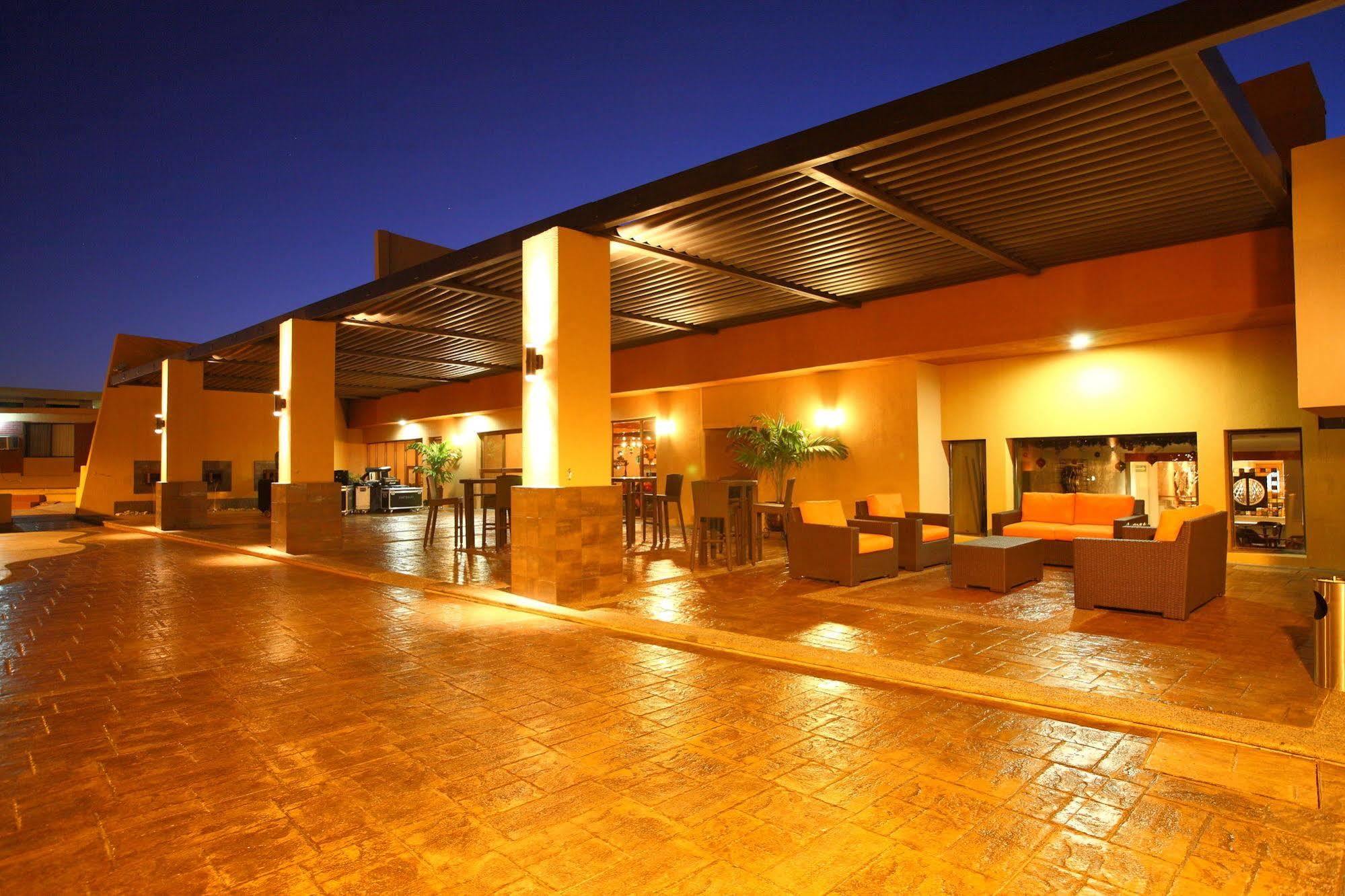 Hotel Gandara Hermosillo Exterior foto